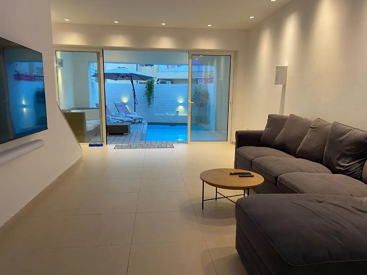 St Julians Apt With Pool Saint Julian's 公寓
