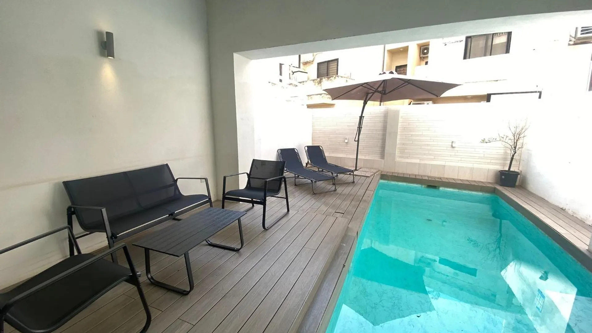 St Julians Apt With Pool Saint Julian's